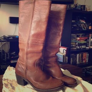 Authentic Frye 70’s style boot